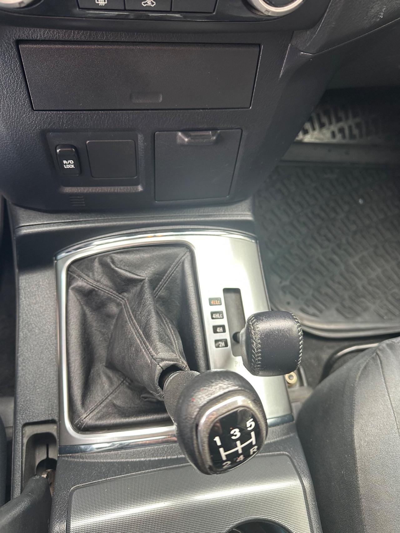 Mitsubishi Pajero 3.2 DI-D 16V aut. 3p. Instyle DPF