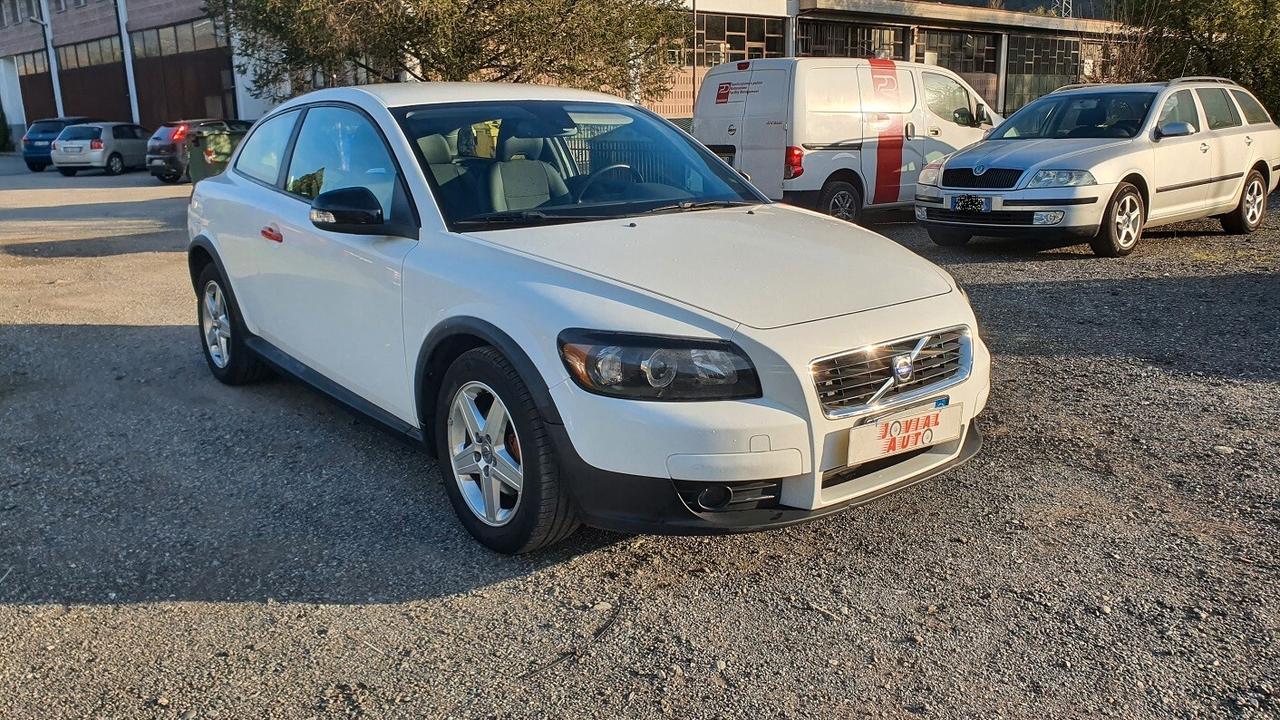 Volvo C30 1.6