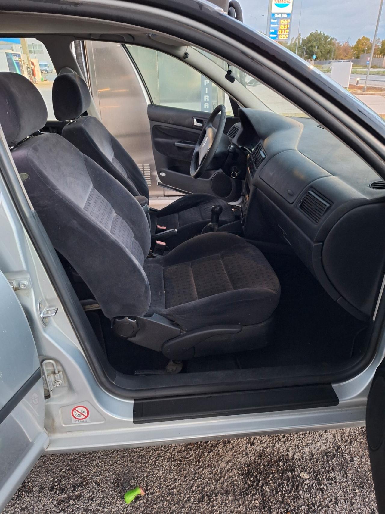 Volkswagen Golf 1.9 TDI/110 CV cat Variant C.line NEOPATENTATI