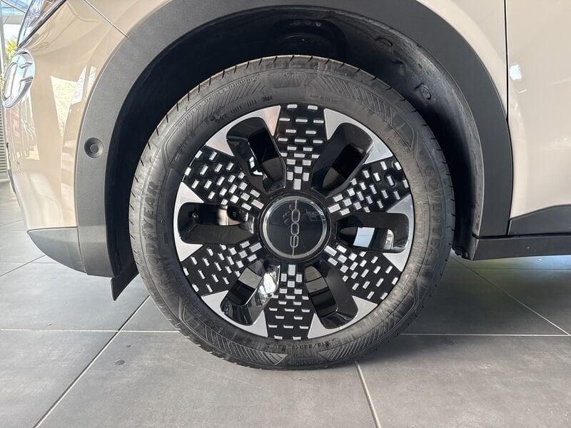 FIAT 600 1.2 MHEV 100 CV DCT La Prima PROMO.