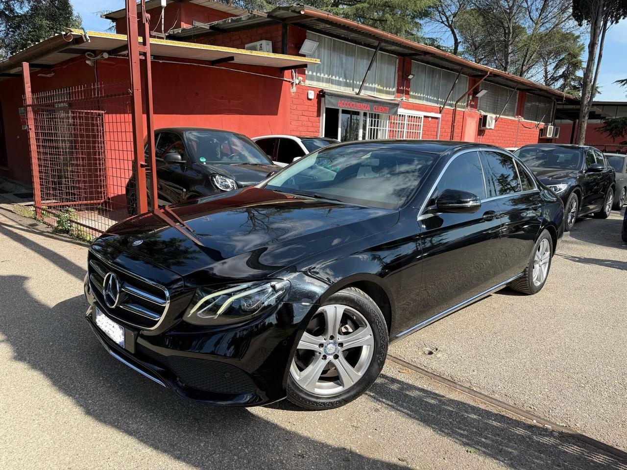 Mercedes-benz E 200 E 200 d Auto Premium FULL OPTIONAL KM CERTIFICATI GARANZIA 12 MESI DISTRIBUZIONE FATTA 230000 KM