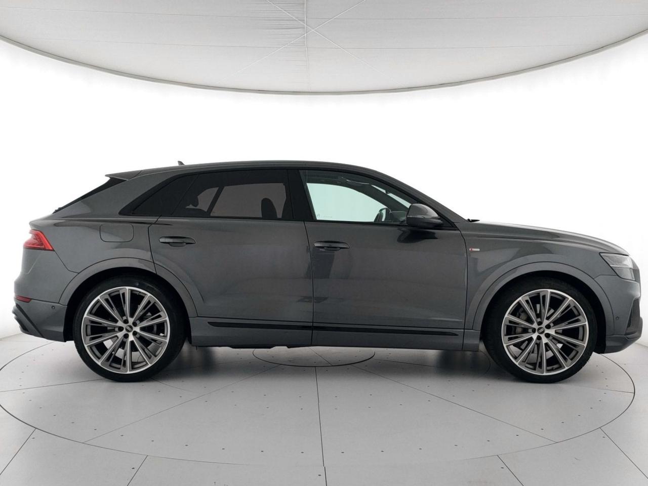Audi Q8 55 3.0 tfsi mhev sport quattro tiptronic