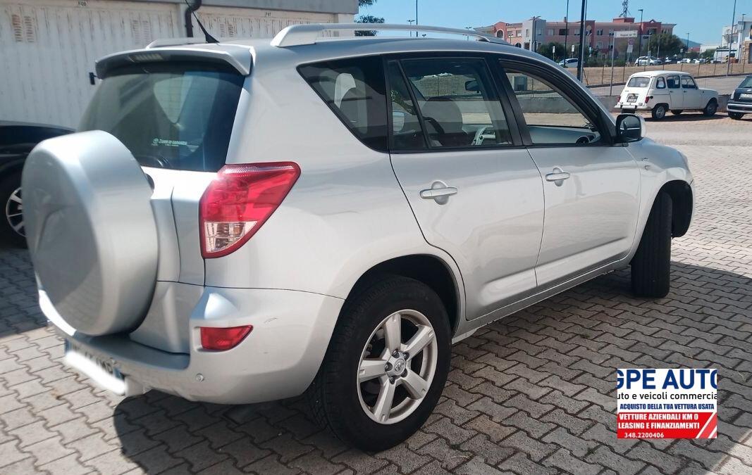 Toyota RAV 4 RAV4 2.2 D-4D 136 CV Luxury