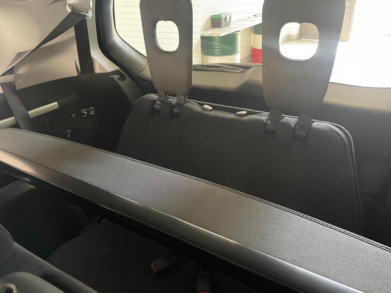 Mitsubishi Outlander 7 POSTI GANCIO TRAINO