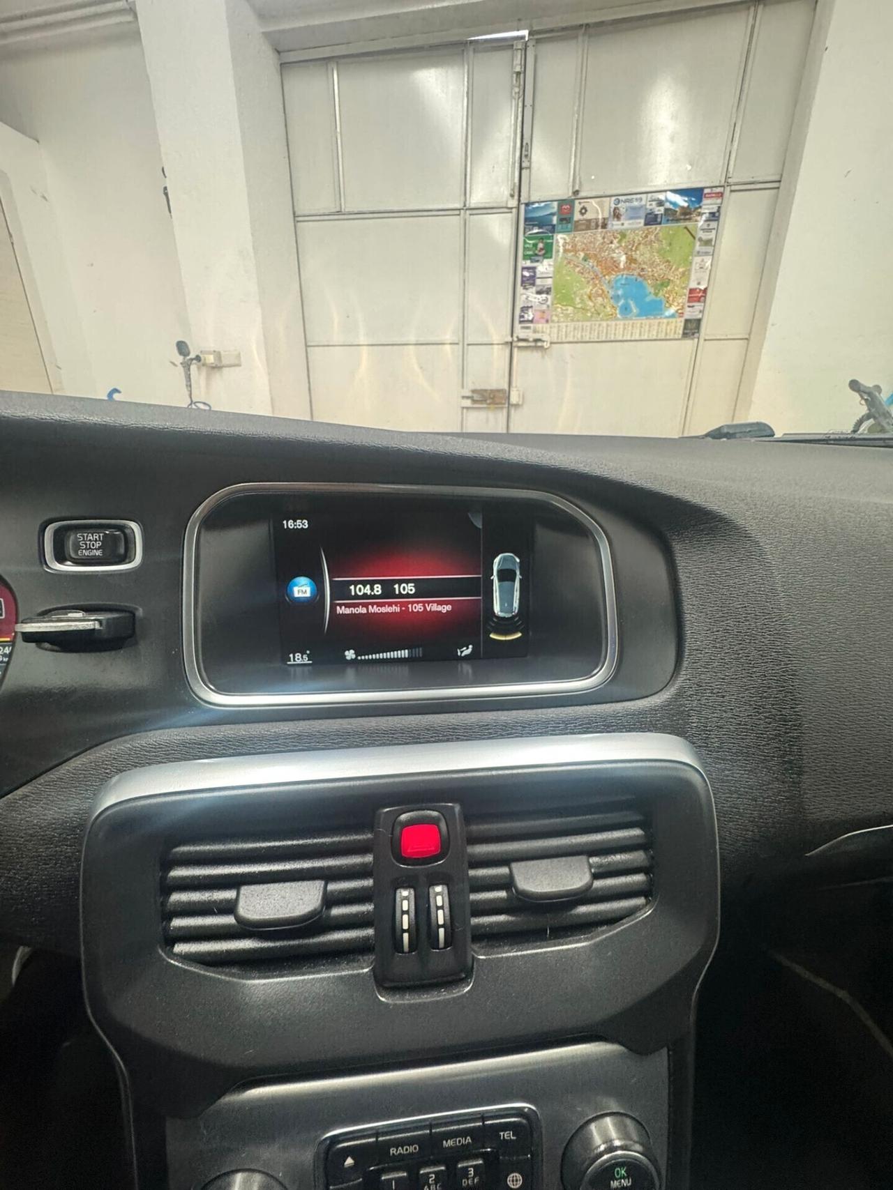 Volvo V40 D2 1.6 Summum