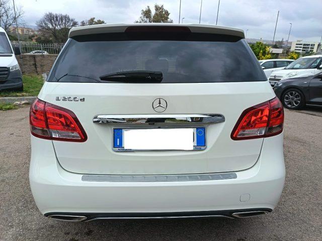 MERCEDES-BENZ B 200 d Automatic Sport