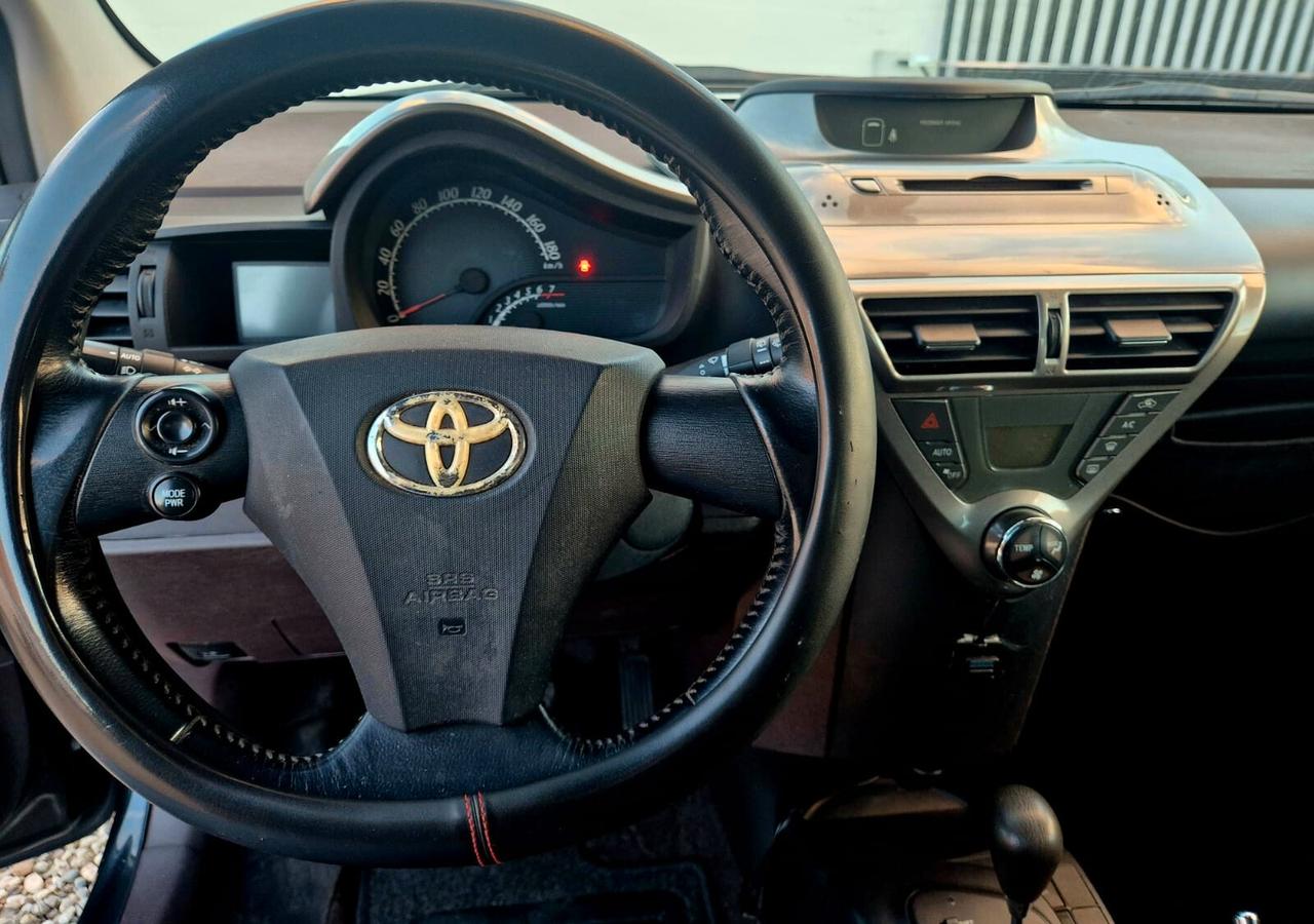 Toyota iQ 1.0 cambio automatico
