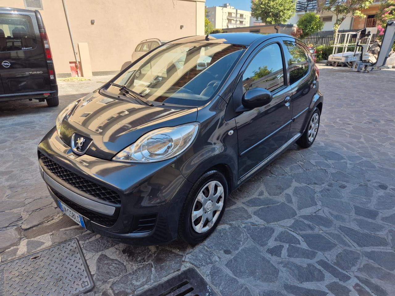 Peugeot 107 1.0 68CV 5p. Sweet Years