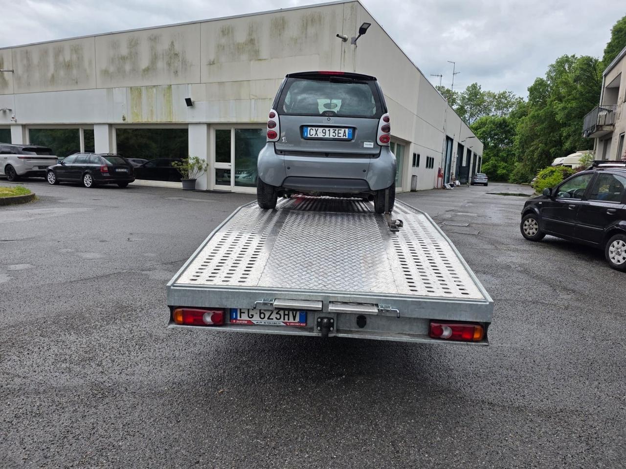 Ford Transit carroattrezzi