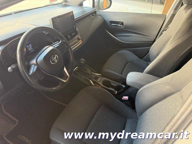 TOYOTA Corolla Touring Sports 1.8 Hybrid Business