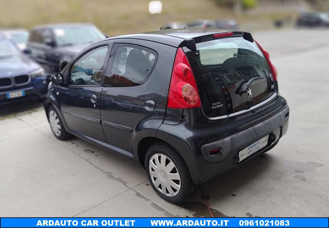 Peugeot 107 1.0 Plaisir solo 7.900 km