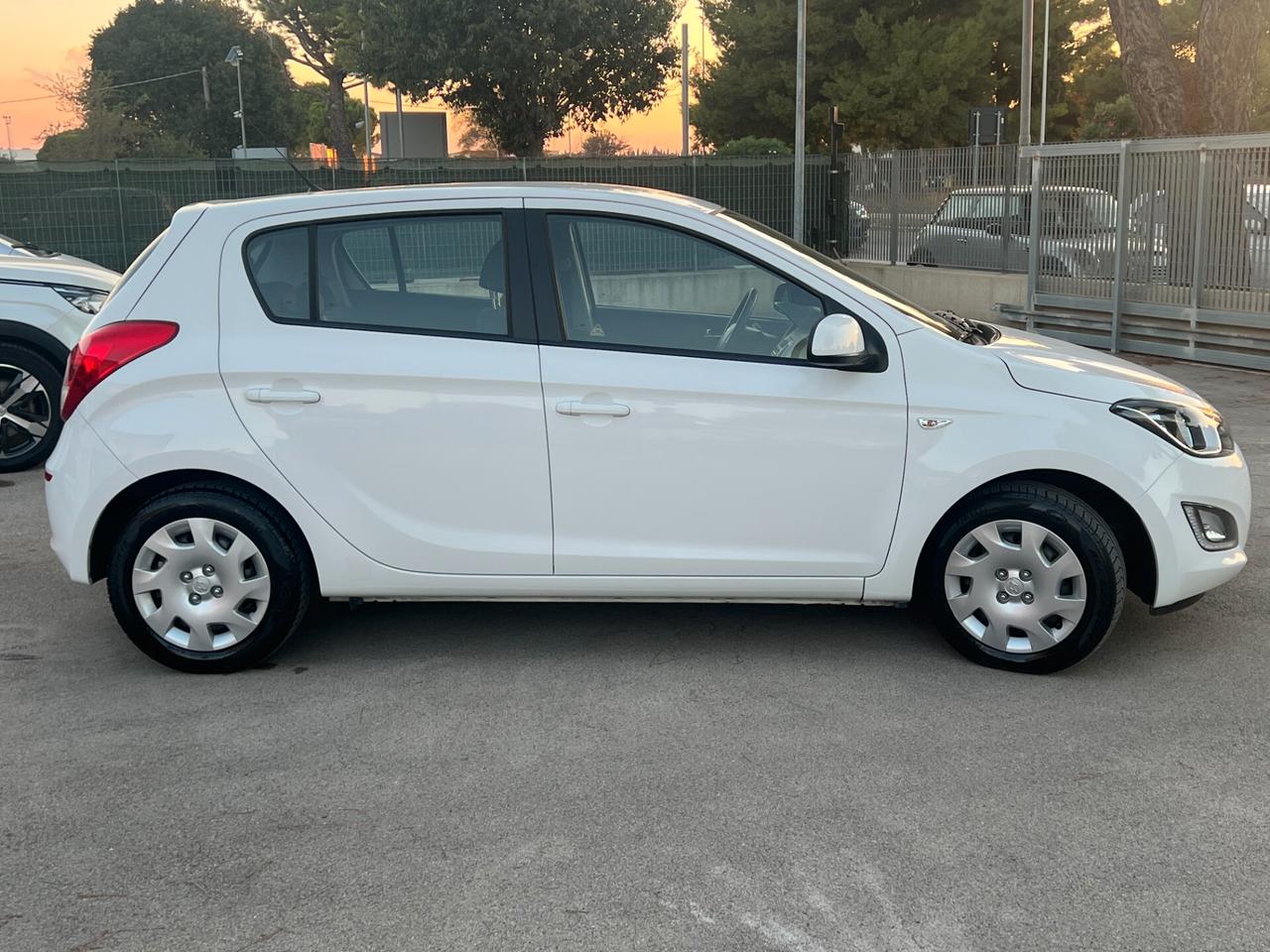 Hyundai i20 1.1 CRDi Sound Edition 1proprietario