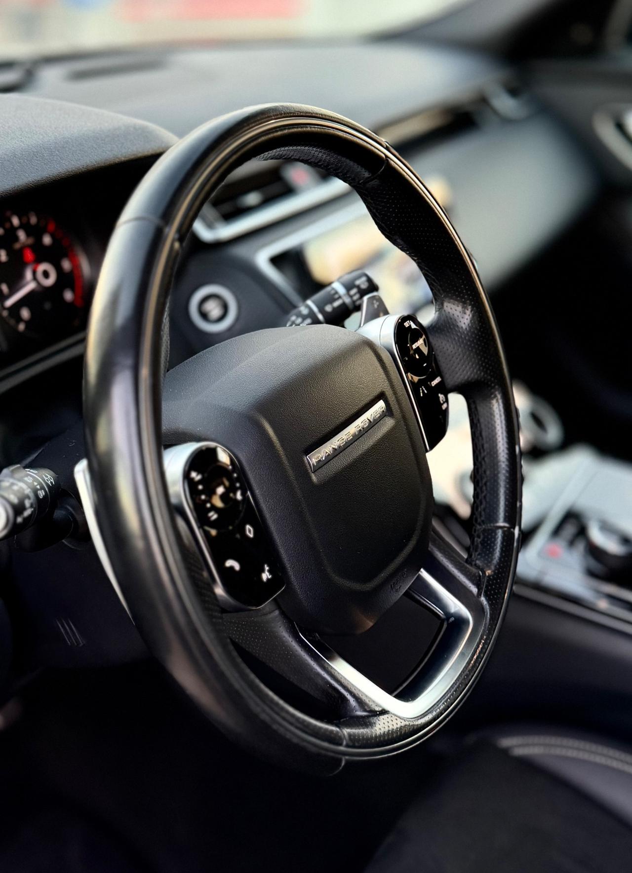 Land Rover Range Velar 3.0D V6 275 CV R-Dynamic SE