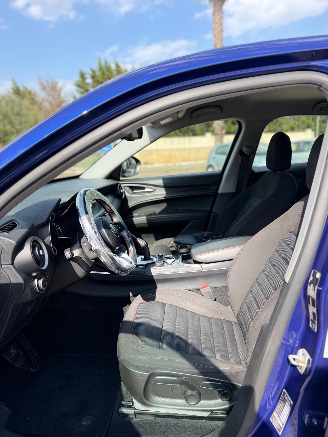 Alfa Romeo Stelvio 2.2 Turbodiesel 190 CV AT8 RWD Business