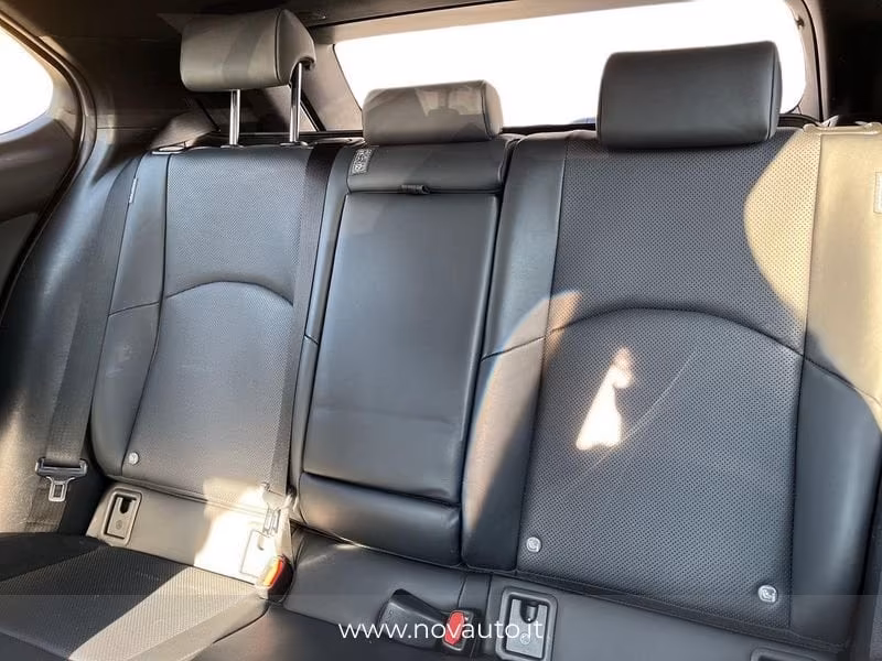 Lexus UX UX Hybrid 4WD F Sport