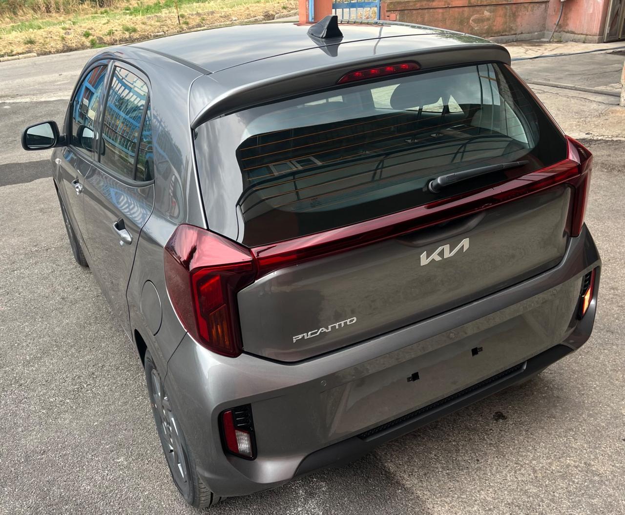 Kia Picanto 1.0 12V 5 porte Urban-nuova-