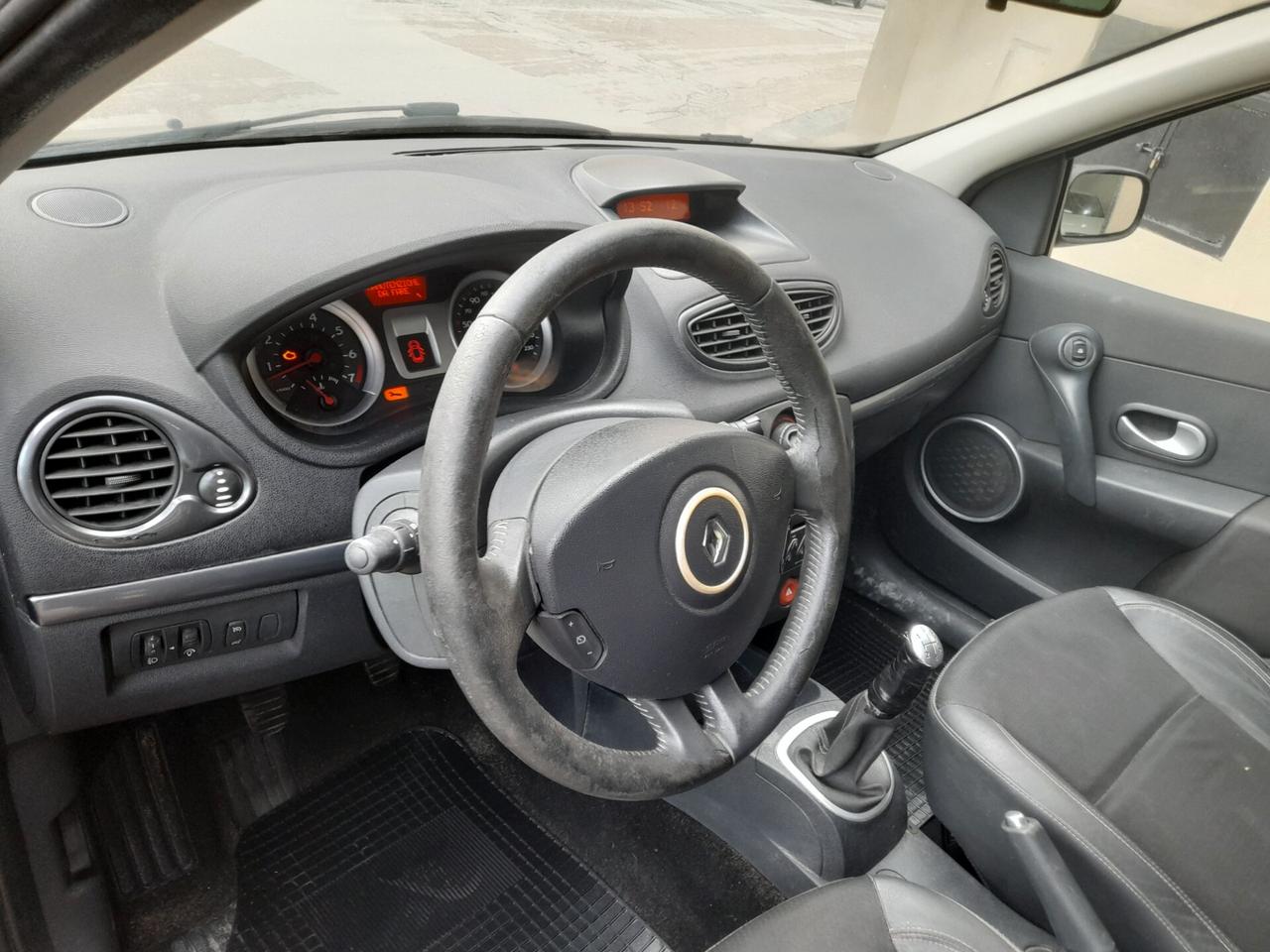 Renault Clio 1.2 5 porte Le Iene