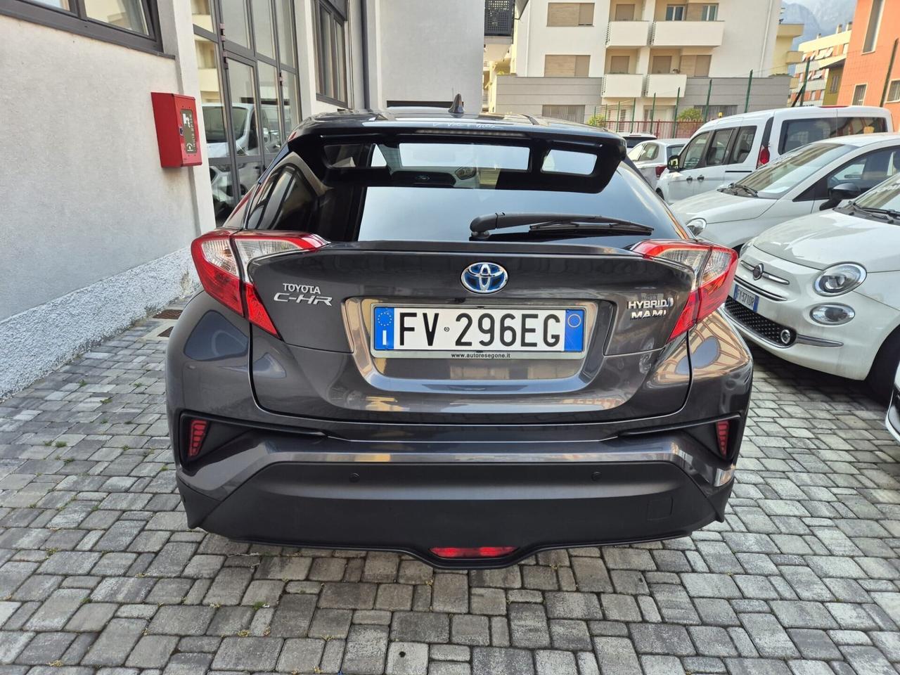 Toyota C-HR 1.8 Hybrid E-CVT Trend