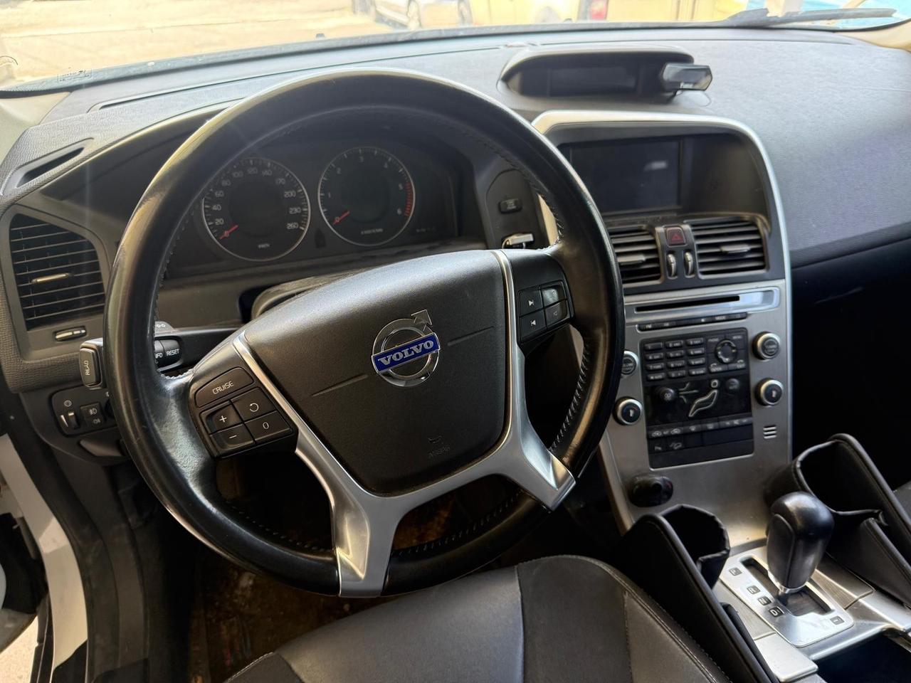 Volvo XC 60 XC60 2.4 D 163 CV AWD Momentum