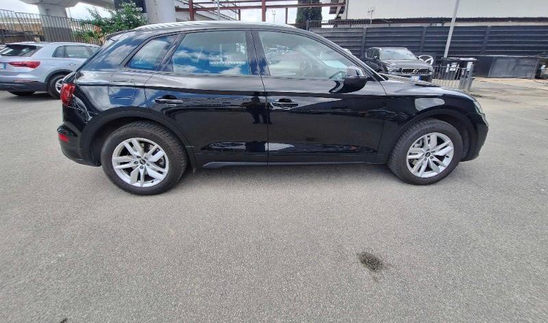 Audi Q5 35 2.0 tdi mhev 12V Business Avdanced s-tronic