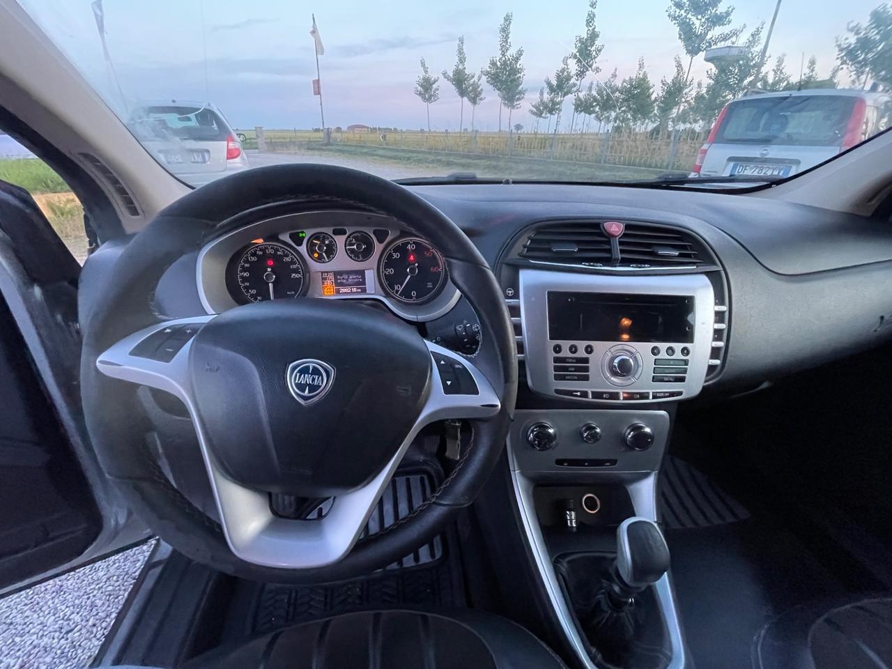 Lancia Delta 1.6 MJT DPF Platino