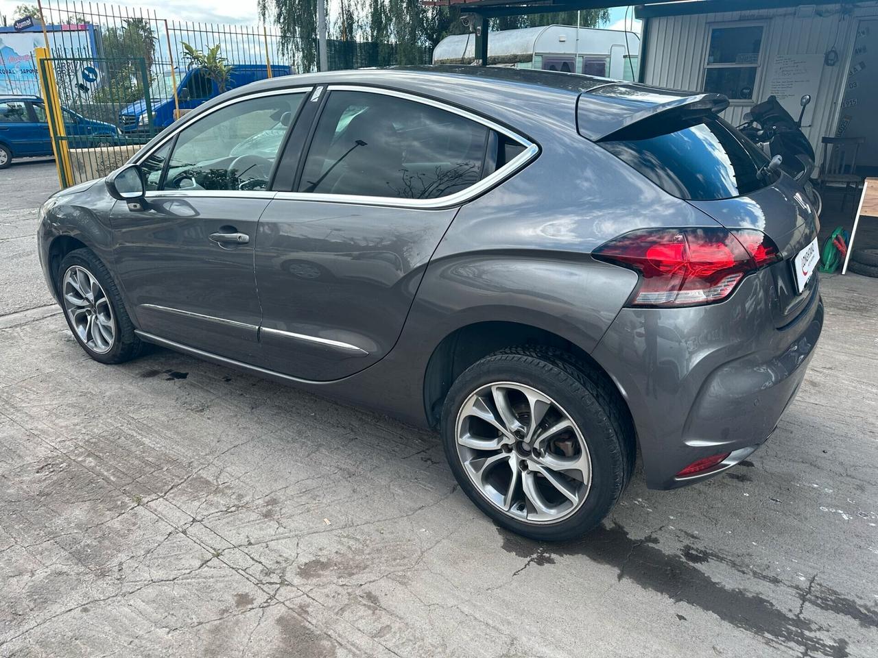 Ds DS4 DS 4 BlueHDi 120 S&S So Chic