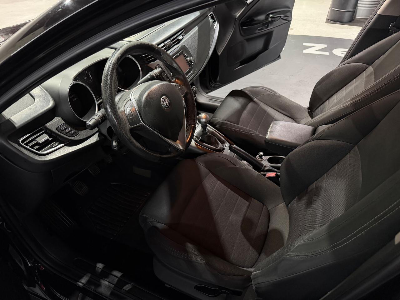 Alfa Romeo Giulietta 1.6 JTDm-2 120 CV Distinctive