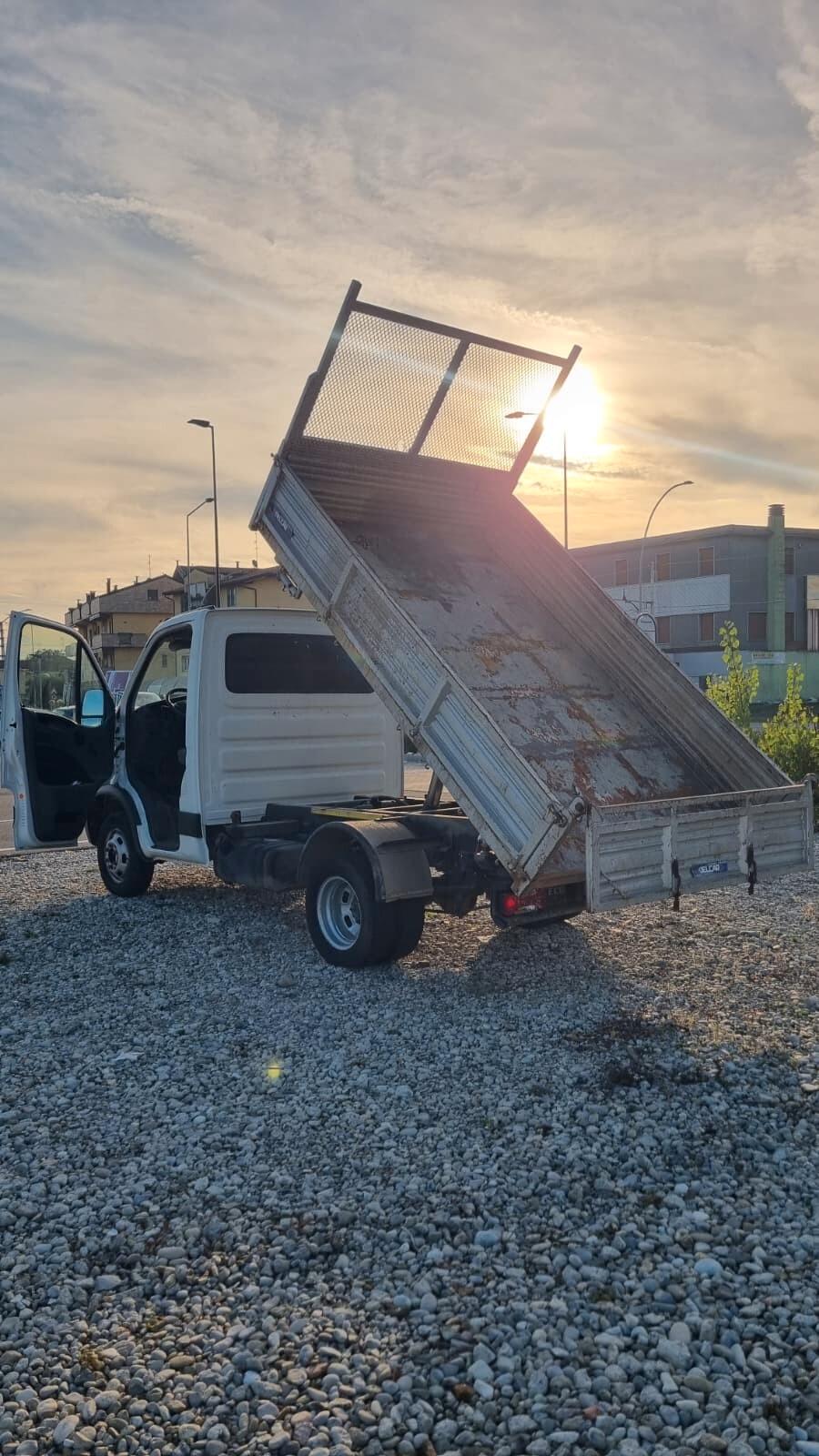 Iveco DAILY 2.3 106CV CASSONE RIBALTABILE