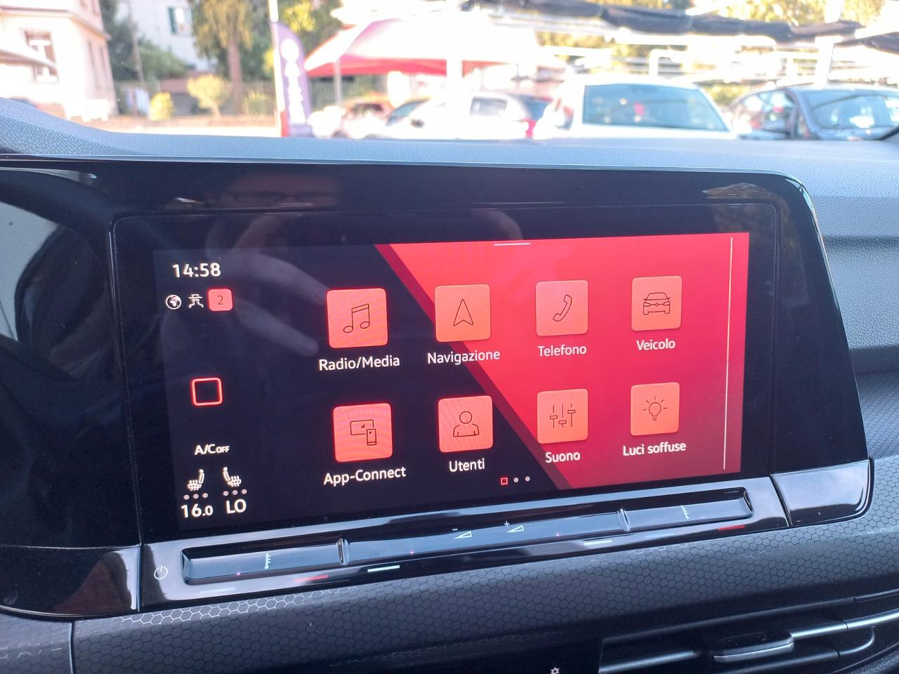 Volkswagen Golf GTI 2.0 TSI DSG