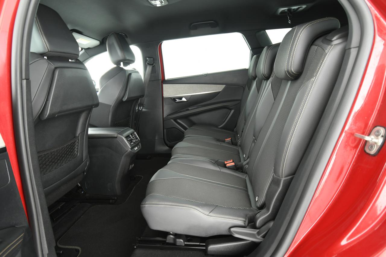 PEUGEOT 5008 1.5 bluehdi GT Pack s&s 130cv eat8 7P.TI ACC+CAMERA