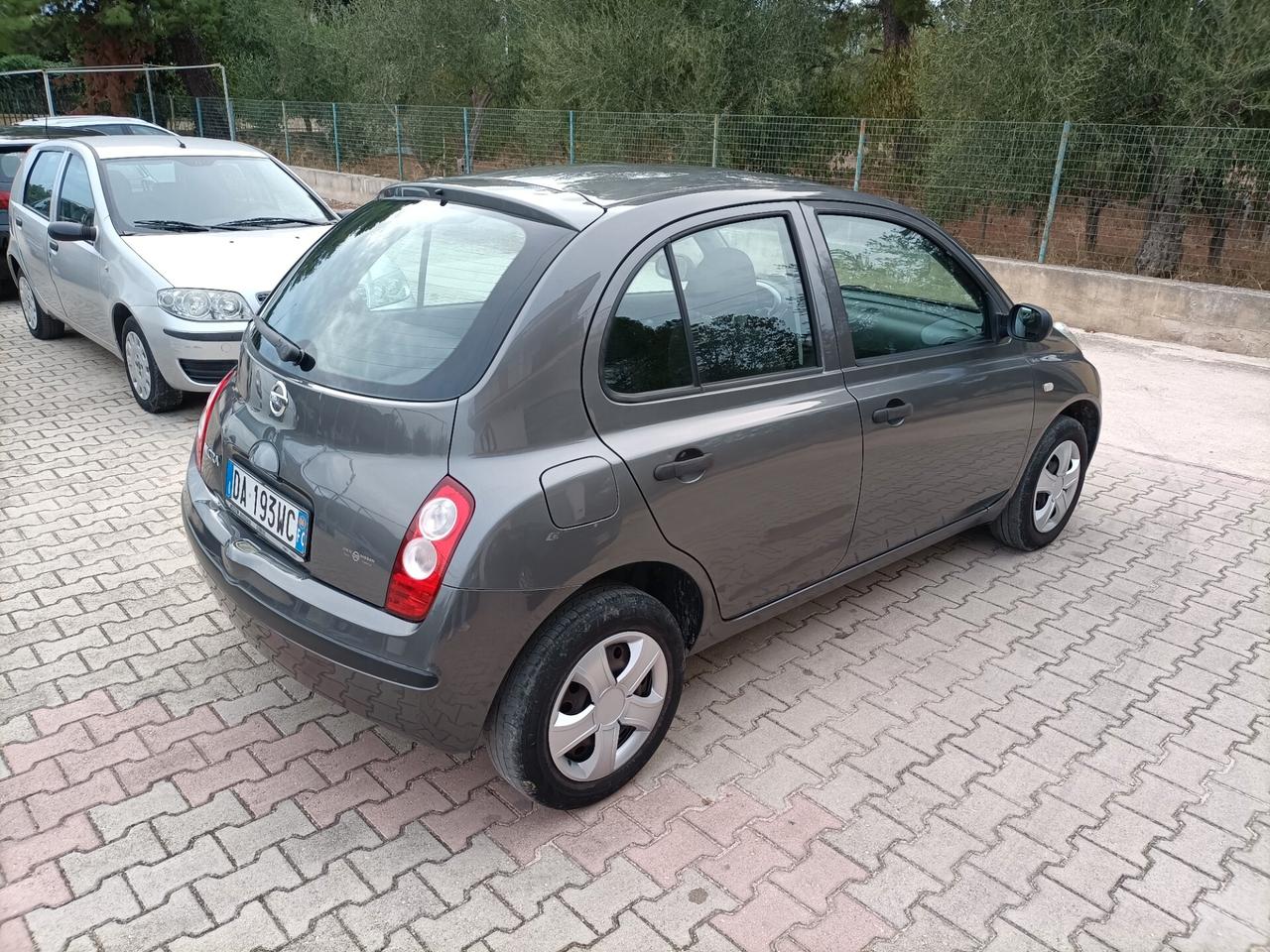 Nissan Micra 1.2 5 porte Ok neopatentati