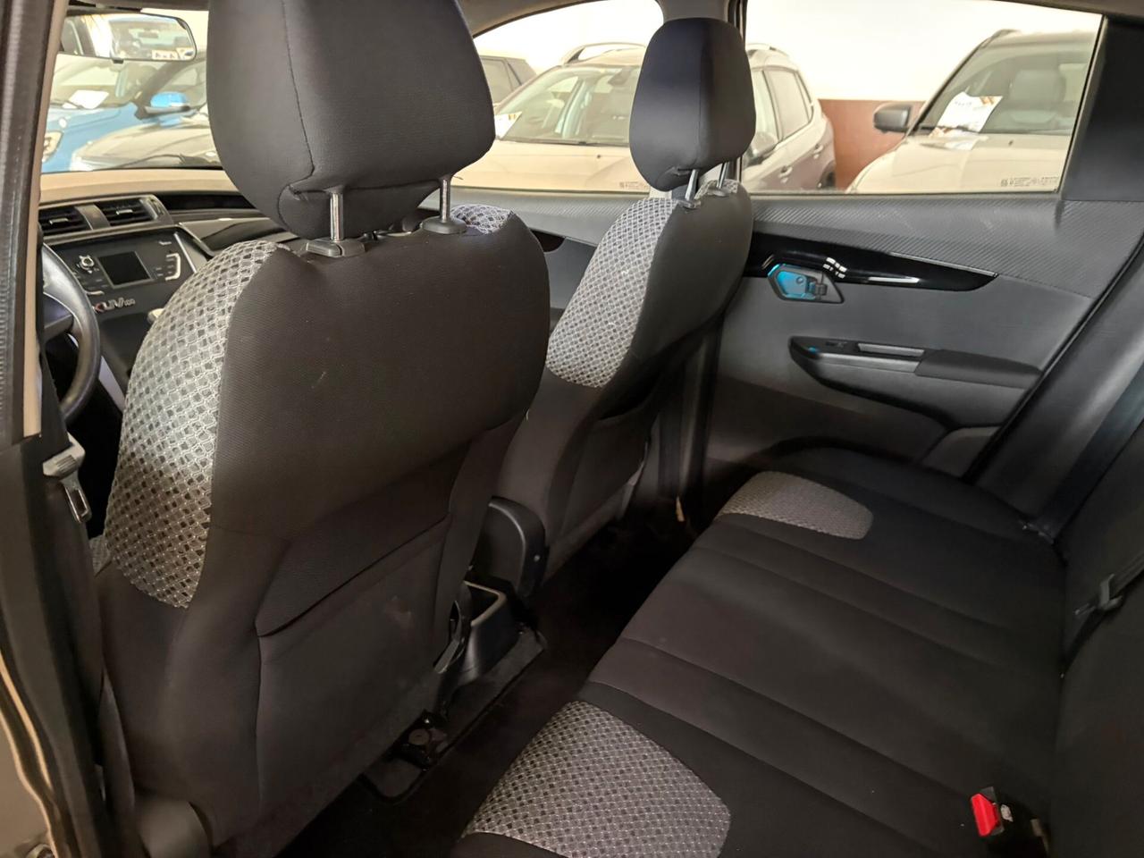 Mahindra KUV100 1.2 VVT K8
