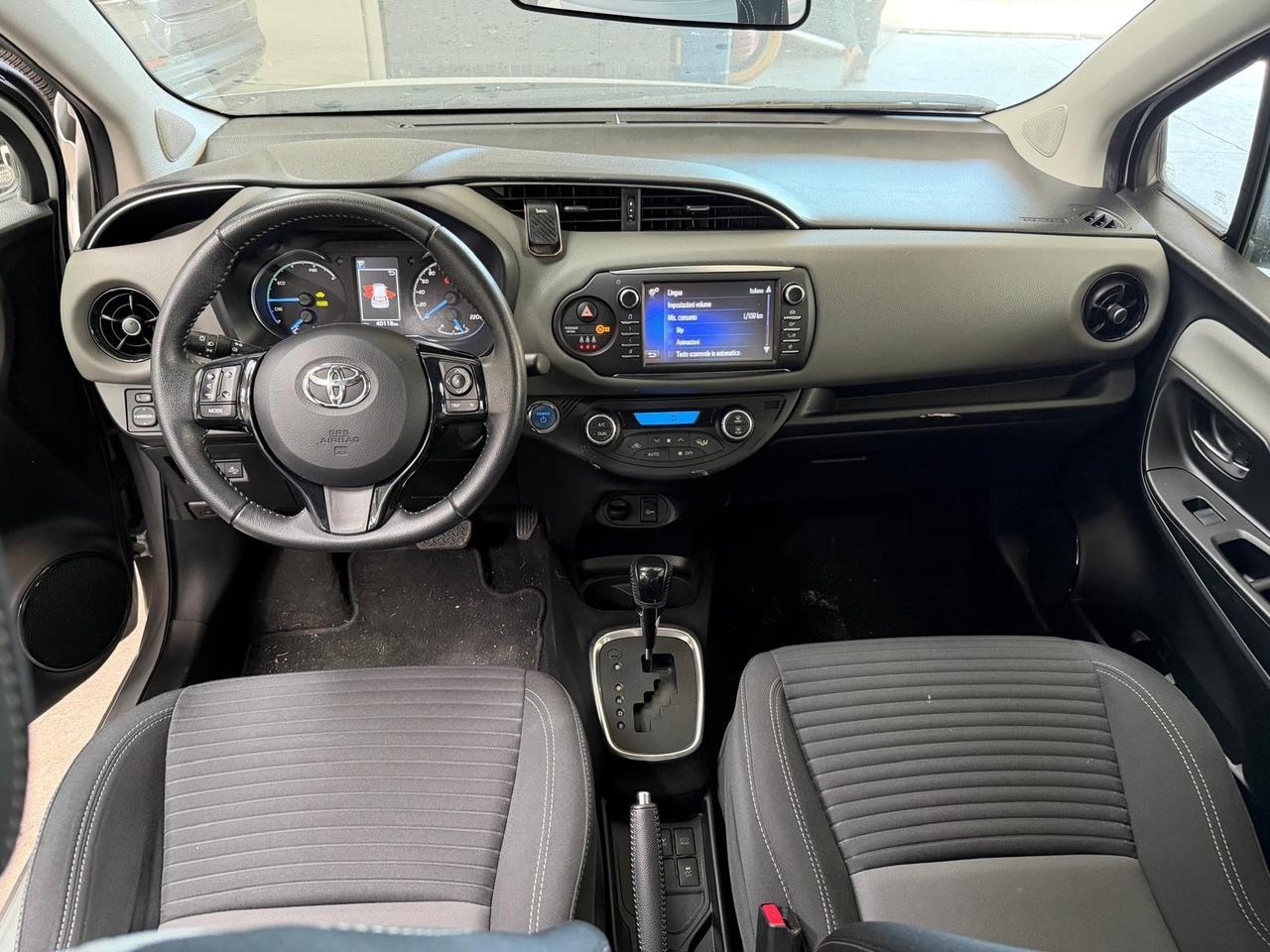 Toyota Yaris 1.5 benzina/Hybrid 73cv automatica