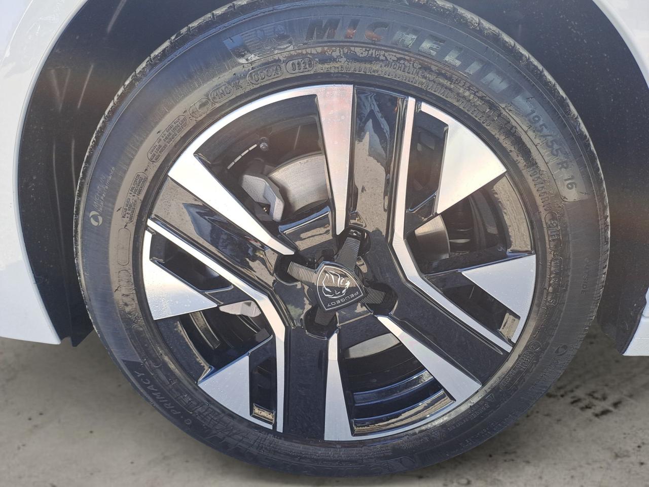 PEUGEOT 208 5P - Allure Turbo Benzina 100cv