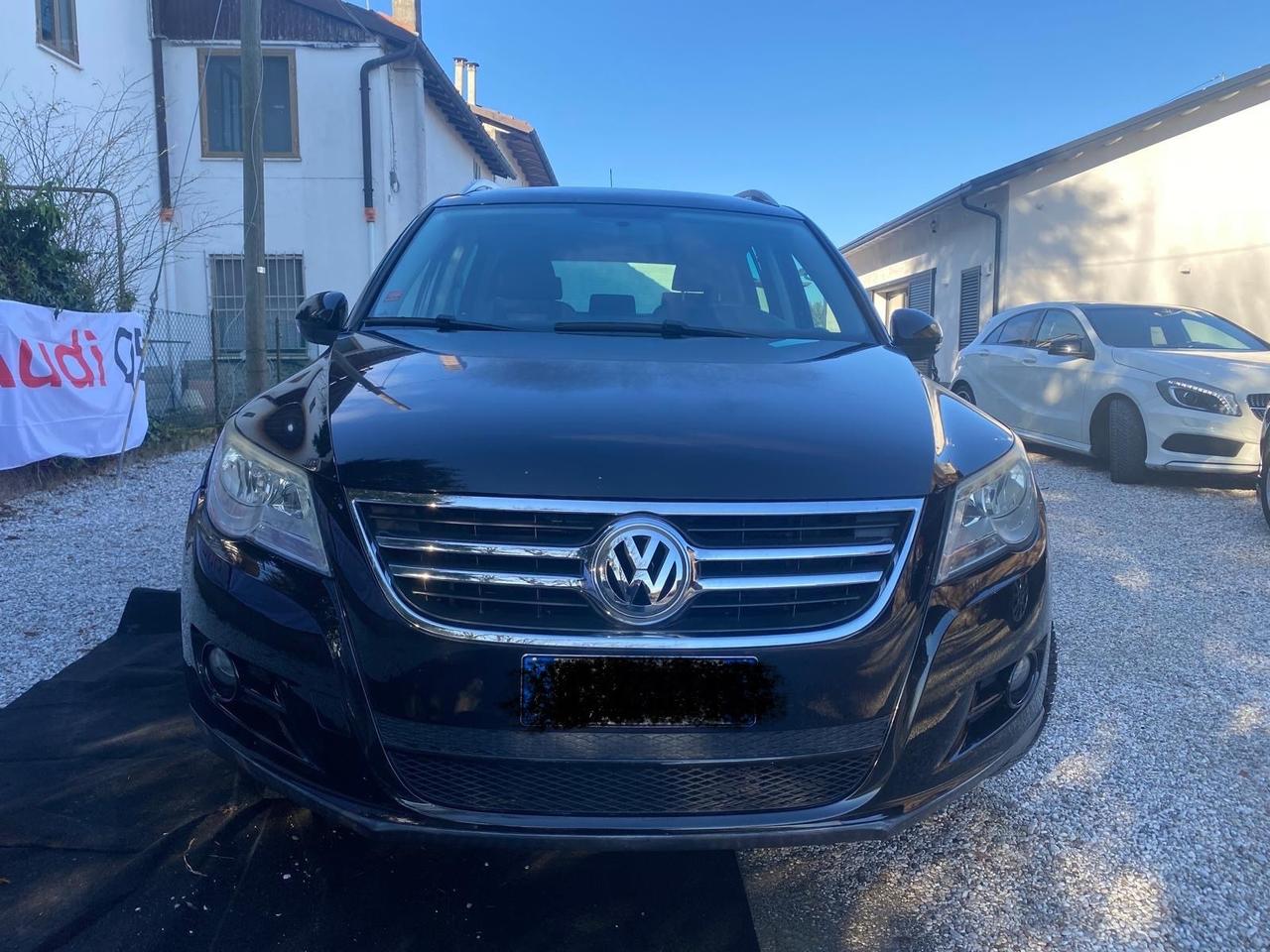 Volkswagen Tiguan 2.0 16V TDI DPF Sport & Style (18°)