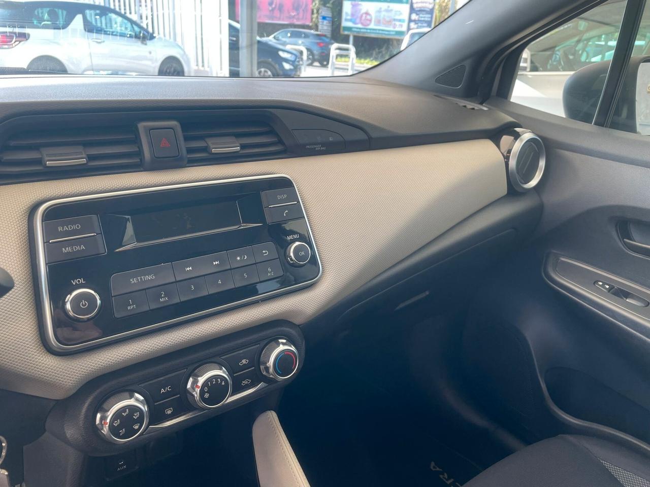 Nissan Micra 1.0L 12V 5 porte Visia