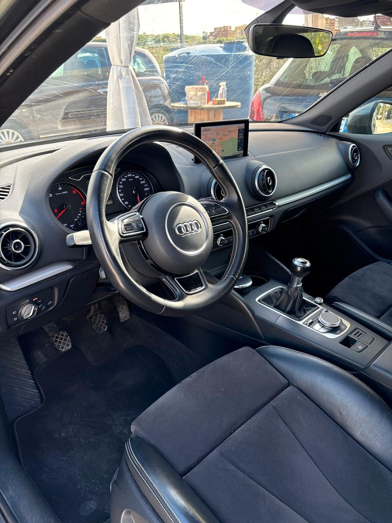 Audi A3 1.6 TDI clean diesel Ambiente