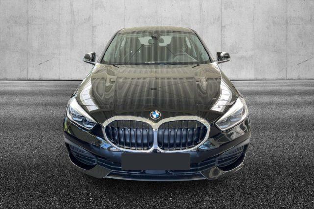 BMW 116 i 5p. Advantage