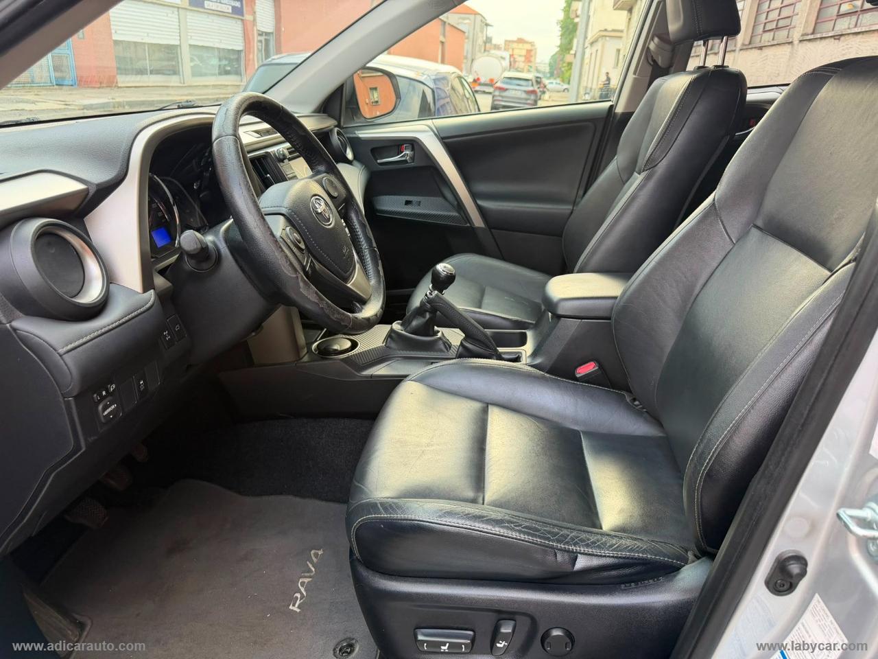 TOYOTA RAV4 2.0 D-4D 4WD