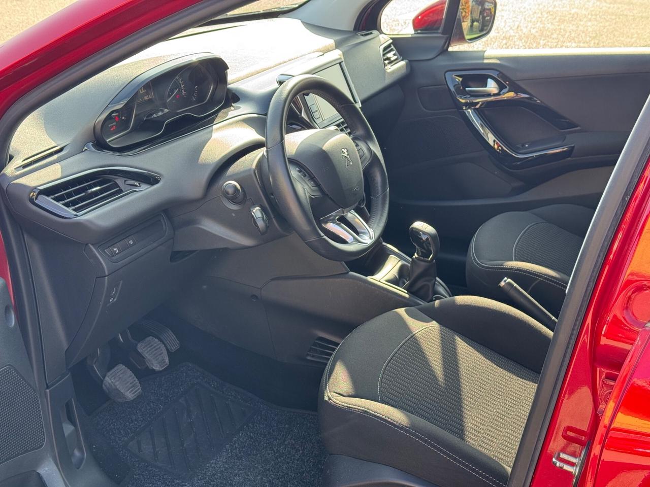 Peugeot 208 BlueHDi 100 5 porte GT Line