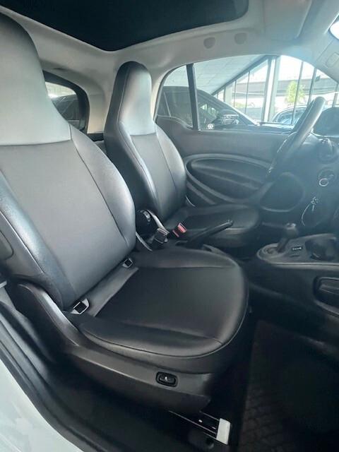 Smart ForTwo 70 1.0 twinamic Youngster