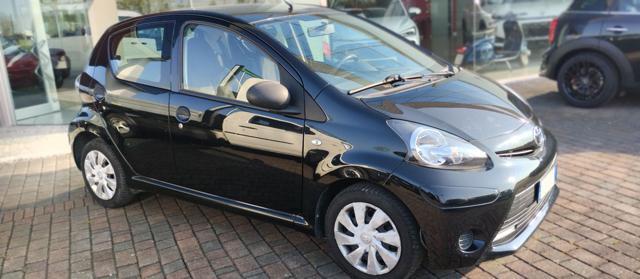 TOYOTA Aygo 1.0 12V VVT-i 5 porte Active Connect