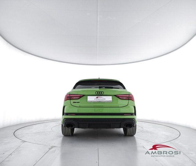 AUDI RS Q3 2.5 quattro s-tronic
