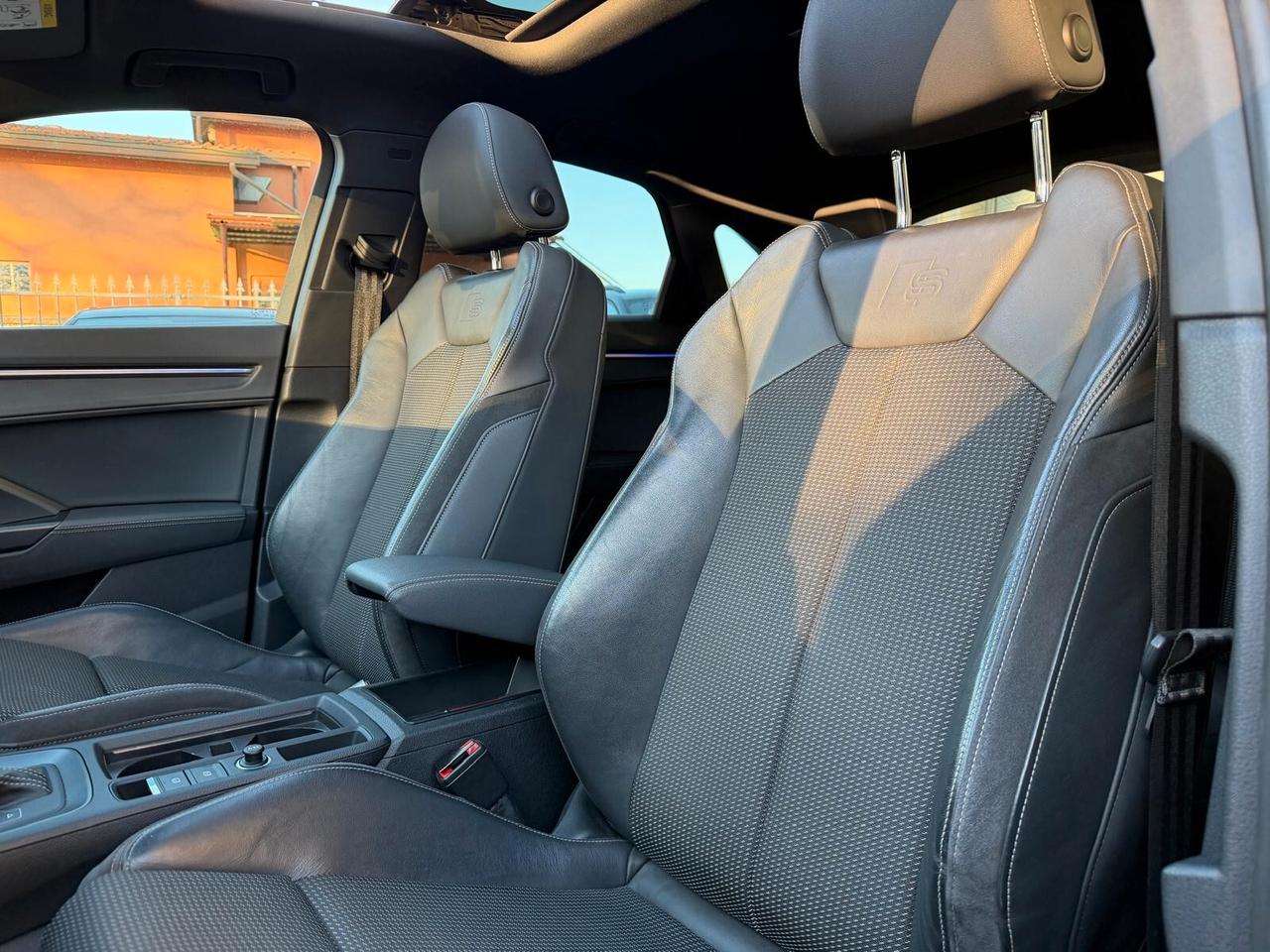 Audi Q3 SPORTBACK S-LINE TETTO