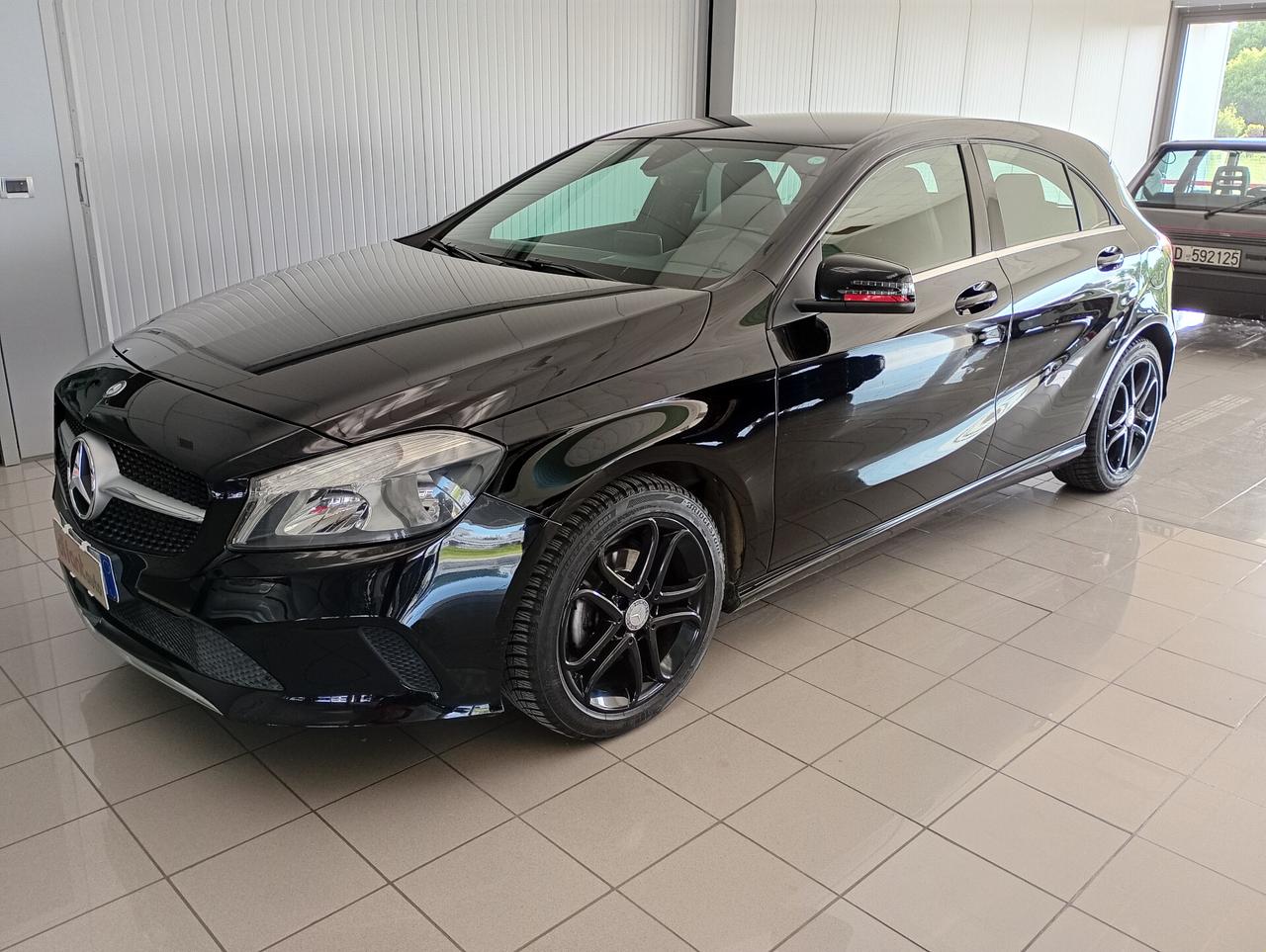 Mercedes-benz A 160 d Sport - NEOPATENTATI