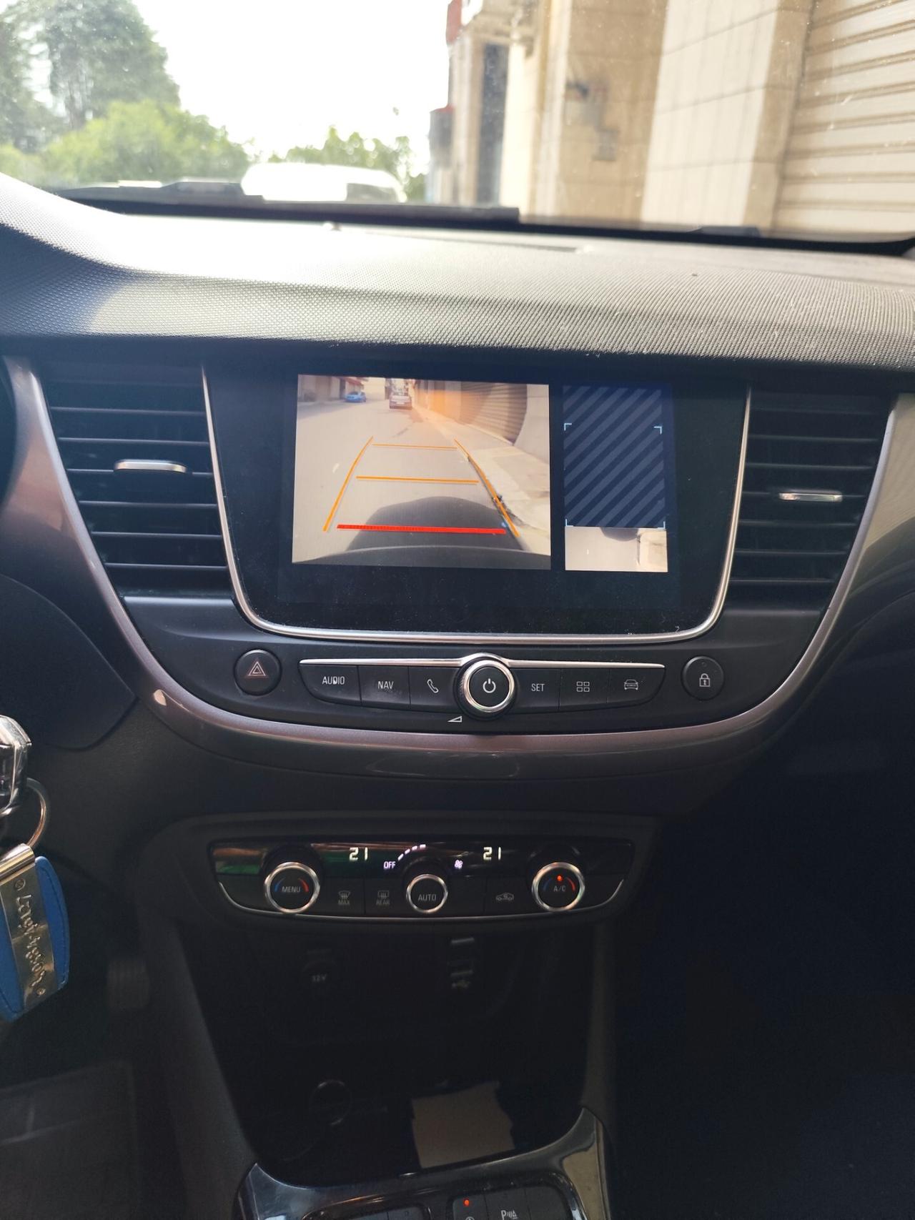 Opel Crossland X 1.6 ECOTEC D 8V Full NAVI RETROCAMERA