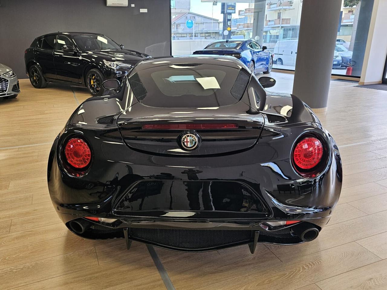 Alfa Romeo 4C 1750 TBi