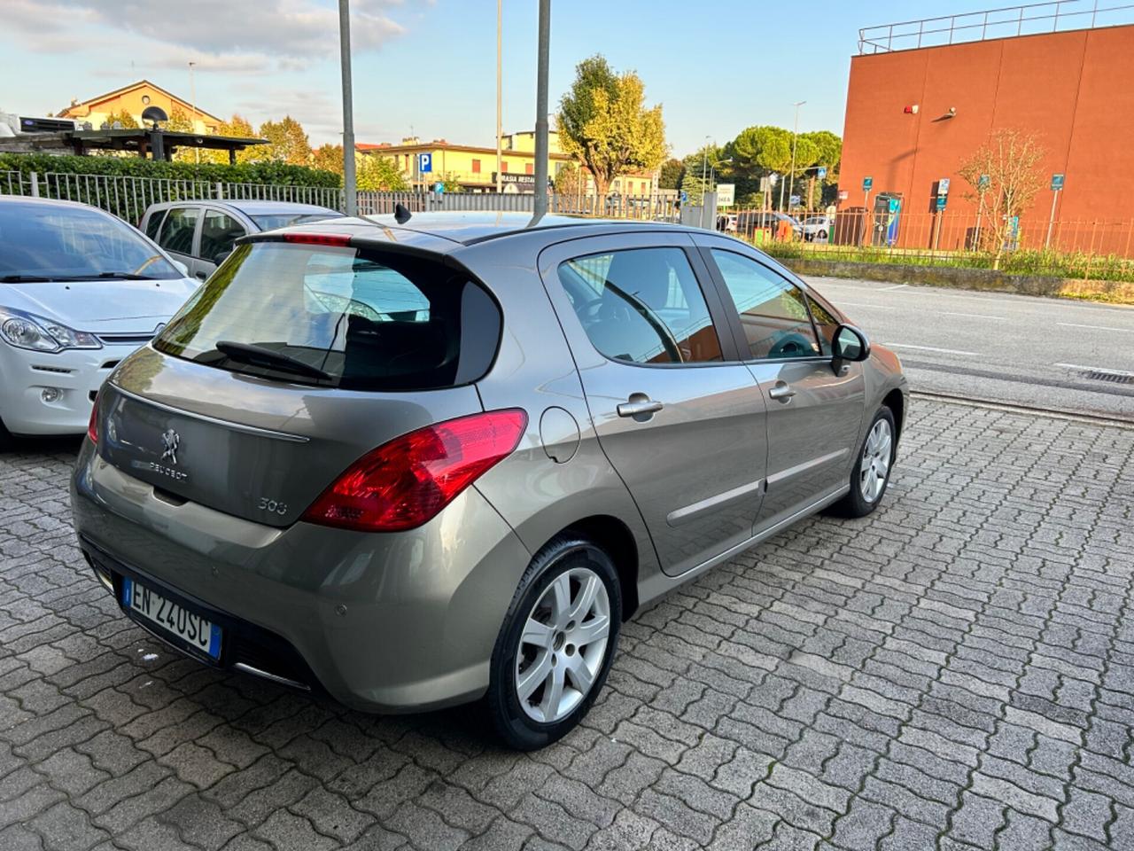 Peugeot 308 AUTOMATICA 1.6 VTi 120CV Active