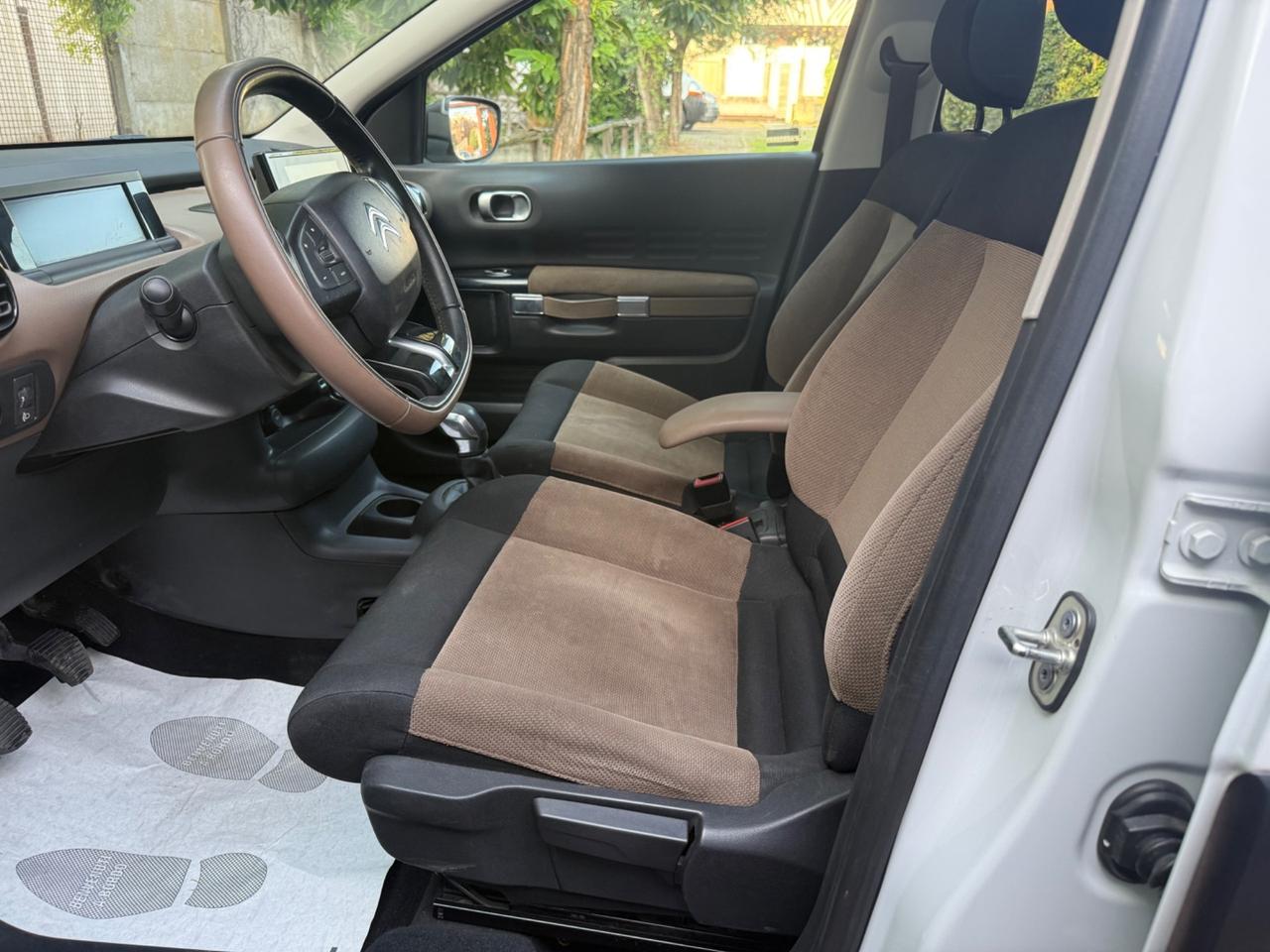 Citroen C4 Cactus PureTech 82 Shine Edition