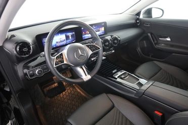 MERCEDES-BENZ A 180 A 180 d Automatic Progressive Advanced